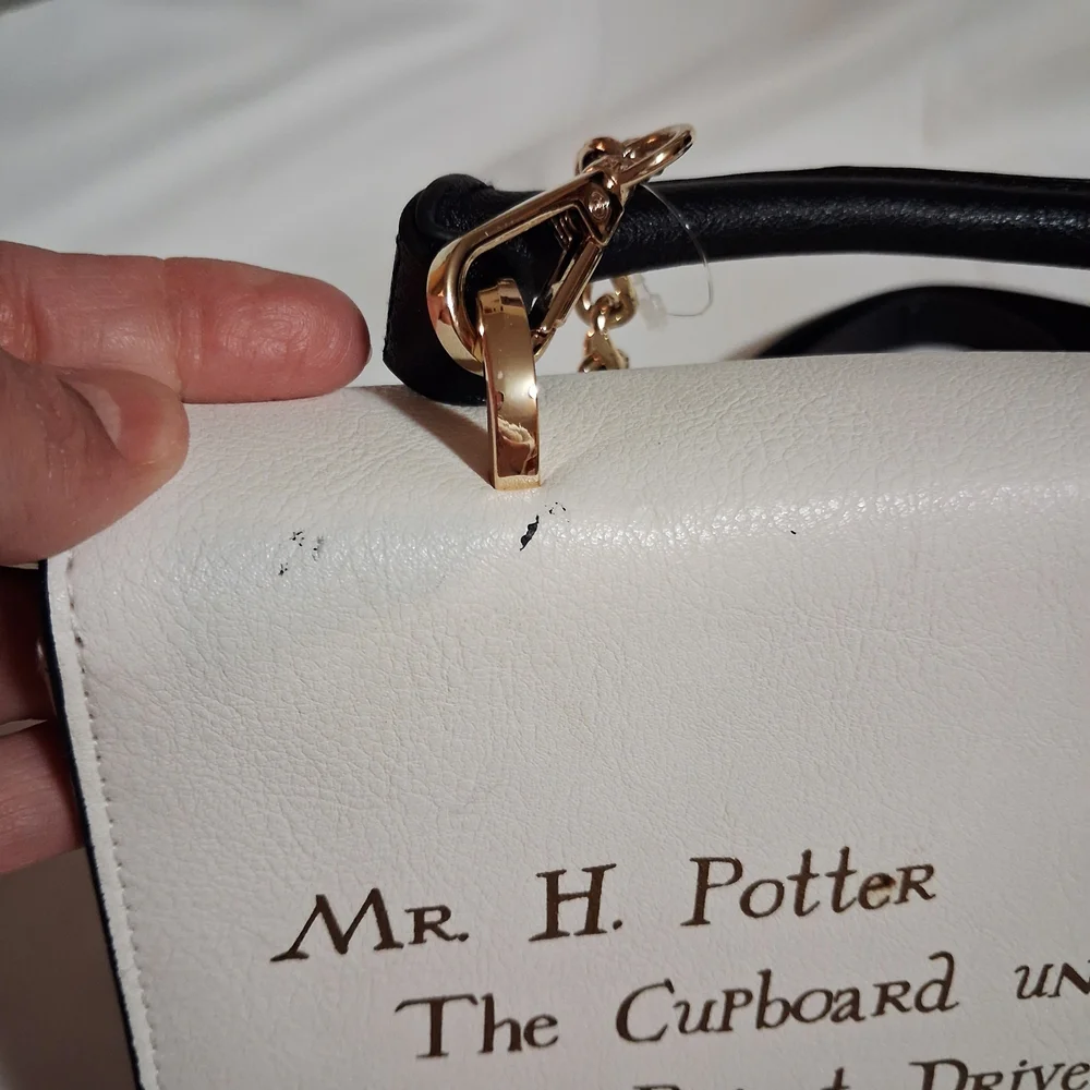 Harry Potter Hogwarts Letter Crossbody‎ Bag Cream Envelope Style Chain Strap